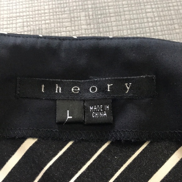 Theory suit - Picture 7 of 8